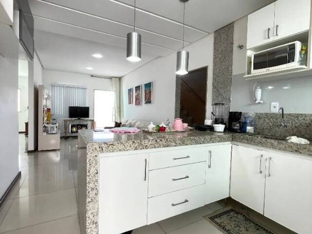 #018 - Casa para Venda em Feira de Santana - BA