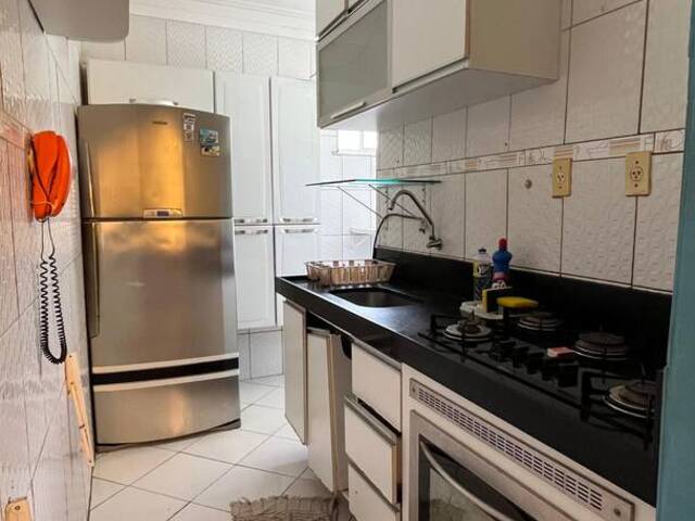 #33 - Apartamento para Venda em Feira de Santana - BA - 2