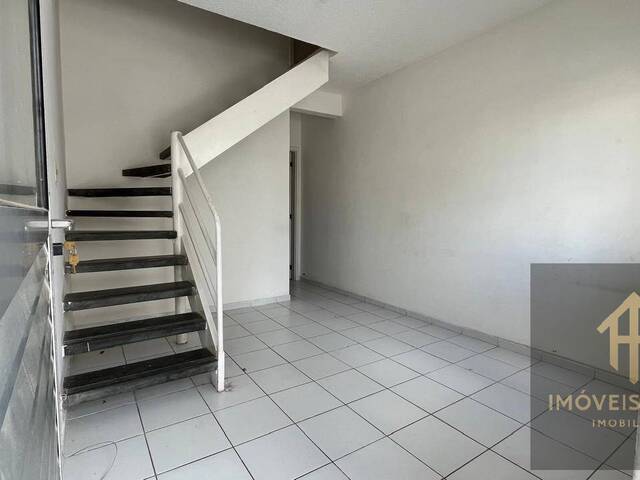 #40 - Casa para Venda em Feira de Santana - BA