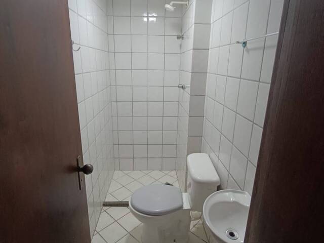 Apartamento para Locação em Feira de Santana - 4