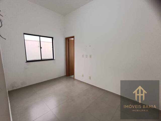 #44 - Casa para Venda em Feira de Santana - BA