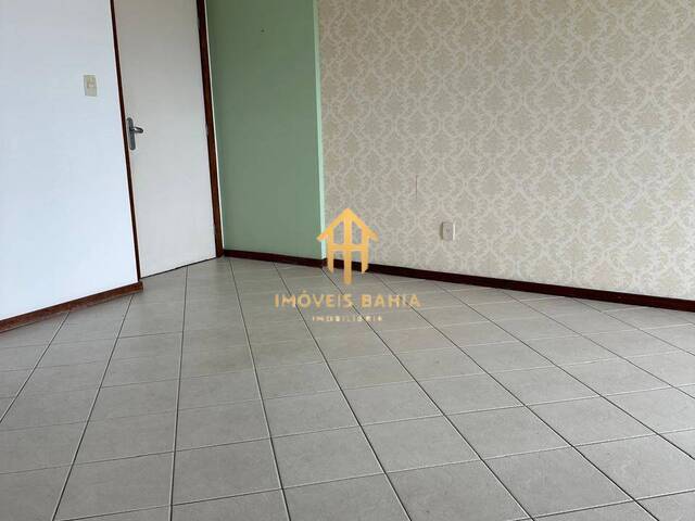 #60 - Apartamento para Venda em Feira de Santana - BA