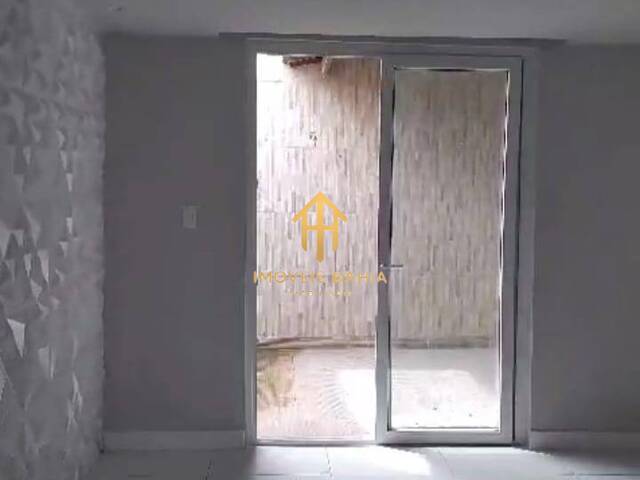 #102 - Casa para Venda em Feira de Santana - BA