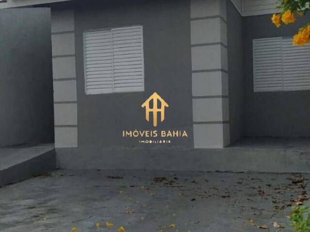 #102 - Casa para Venda em Feira de Santana - BA