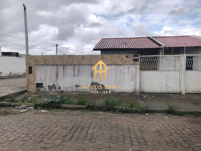 #105 - Casa para Venda em Feira de Santana - BA