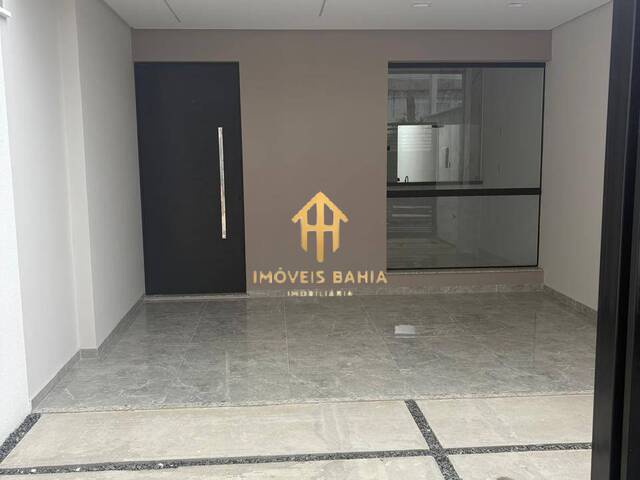 #124 - Casa para Venda em Feira de Santana - BA