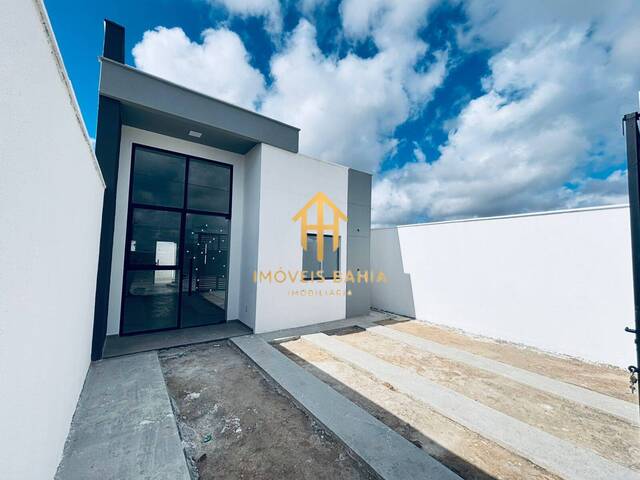 #127 - Casa para Venda em Feira de Santana - BA