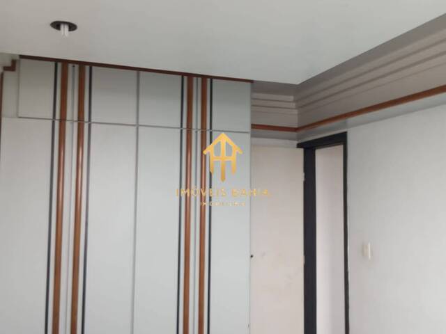 Apartamento para Venda em Feira de Santana - 2