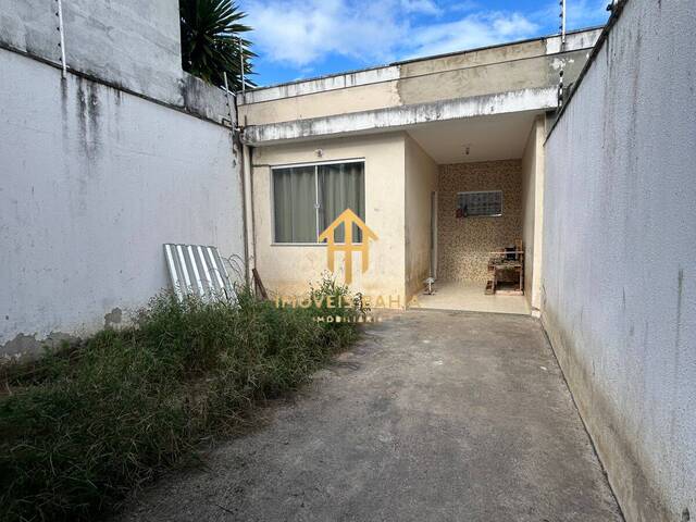 #138 - Casa para Venda em Feira de Santana - BA