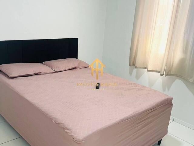 Apartamento para Venda em Feira de Santana - 3