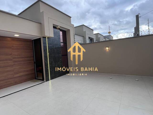 #167 - Casa para Venda em Feira de Santana - BA