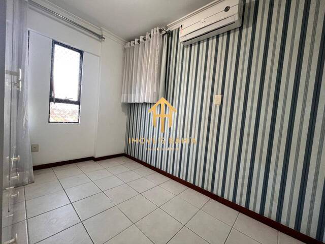 Apartamento para Venda em Feira de Santana - 4
