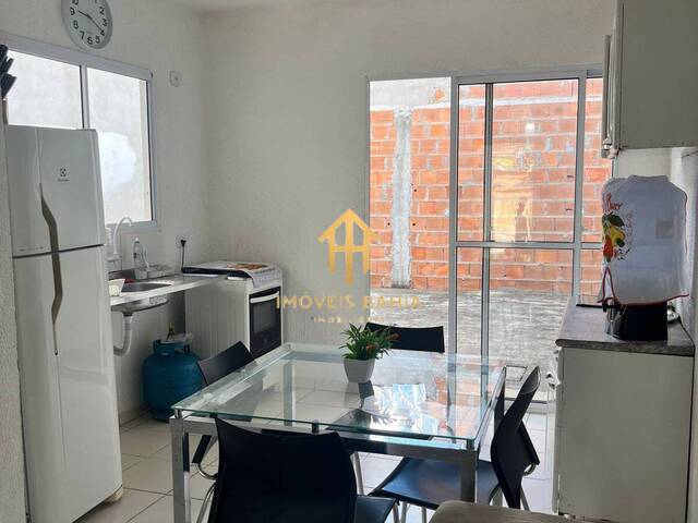 Casa para Venda em Feira de Santana - 3