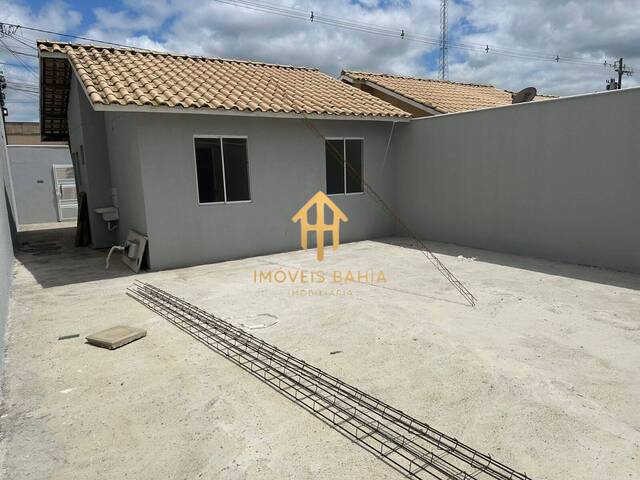 #255 - Casa para Venda em Feira de Santana - BA
