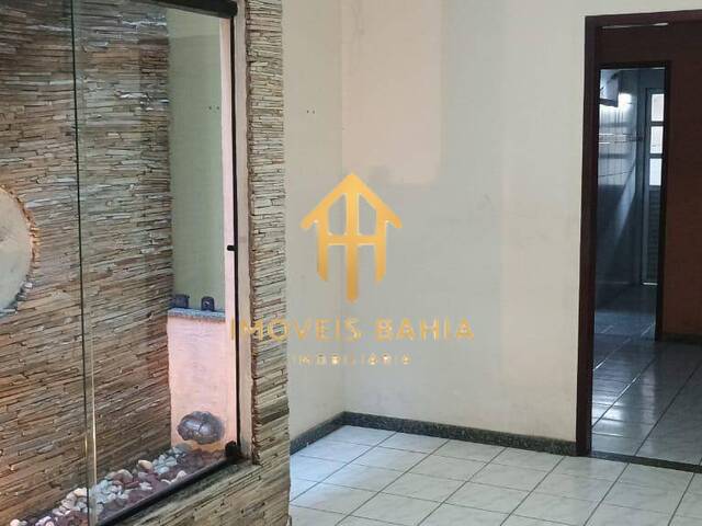 #329 - Casa para Venda em Feira de Santana - BA
