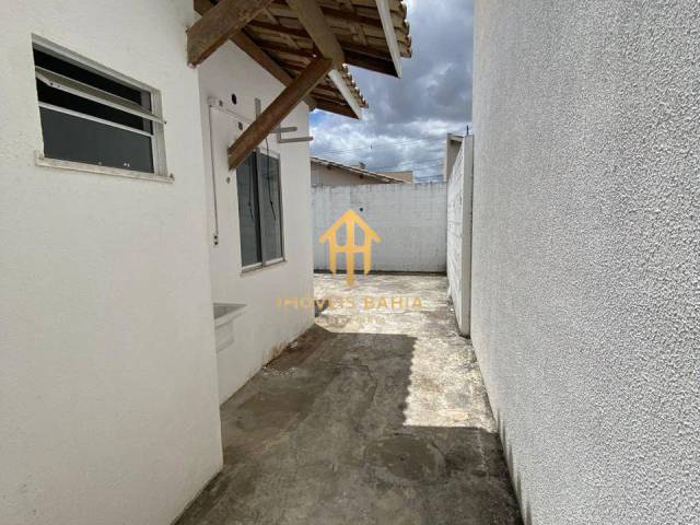 #383 - Casa para Venda em Feira de Santana - BA - 2