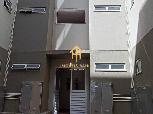 Apartamento para Venda em Feira de Santana - 4