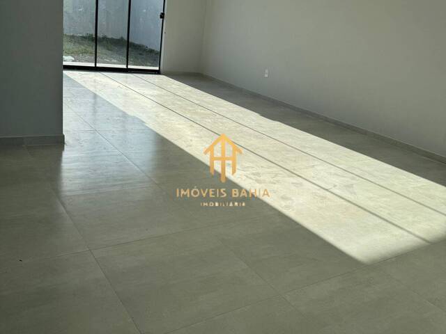 #449 - Casa para Venda em Feira de Santana - BA - 2