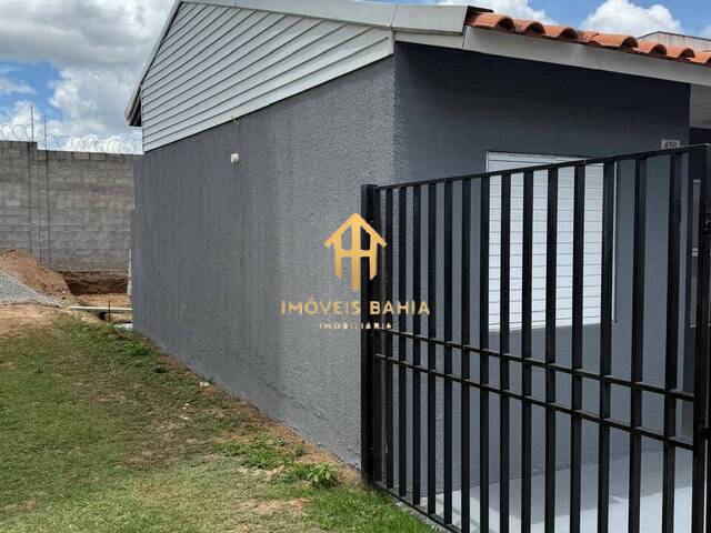 #470 - Casa para Venda em Feira de Santana - BA - 2