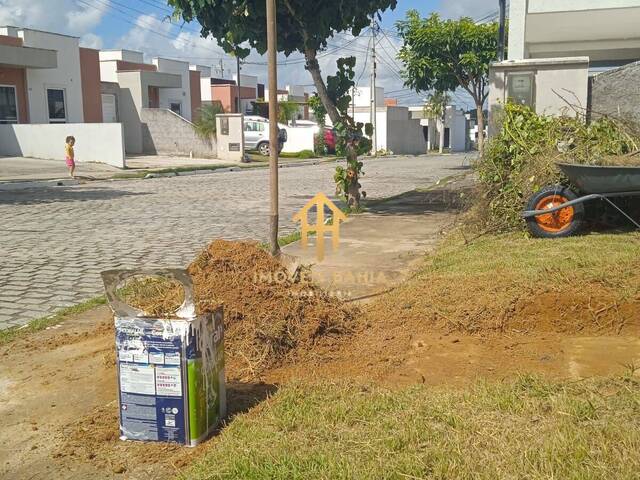 Casa para Venda em Feira de Santana - 2