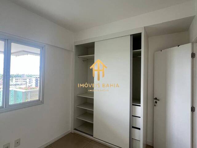 Apartamento para Venda em Feira de Santana - 3