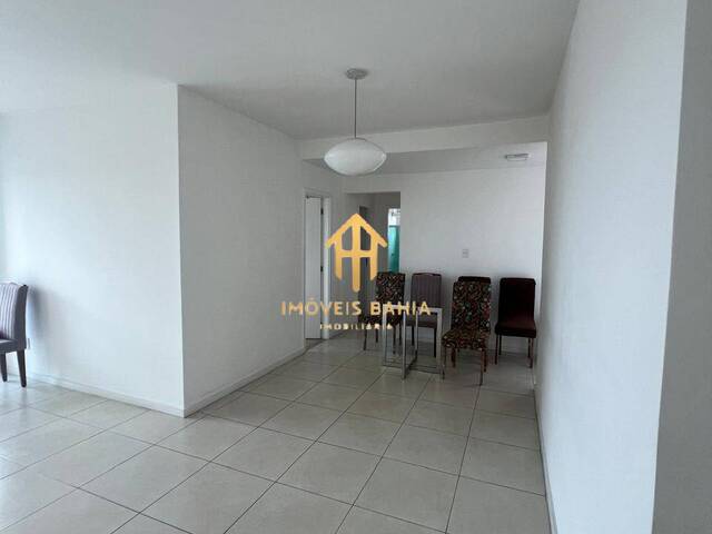 Apartamento para Venda em Feira de Santana - 4