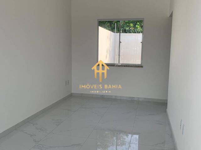 Casa para Venda em Feira de Santana - 2