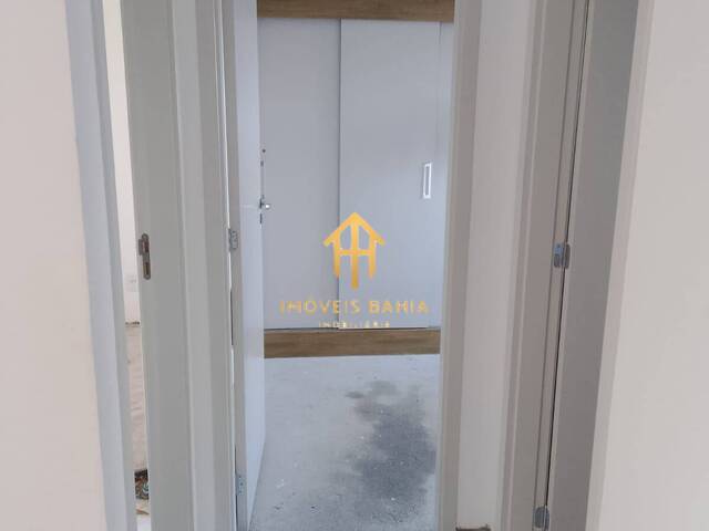 Apartamento para Venda em Feira de Santana - 2