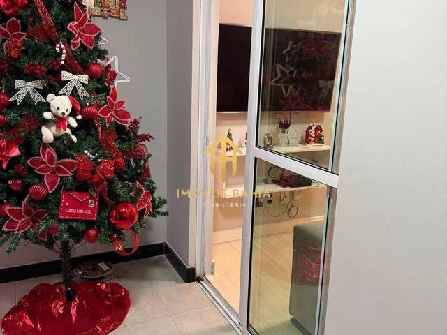 Apartamento para Venda em Feira de Santana - 3