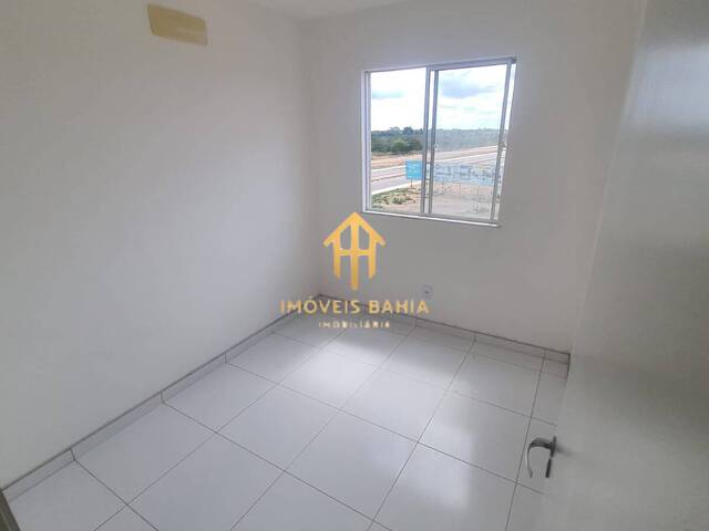 Apartamento para Venda em Feira de Santana - 2